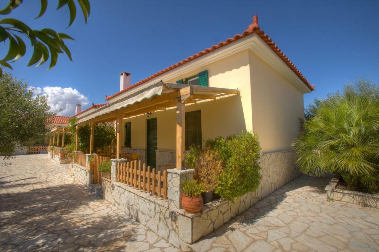Foufas Houses Parálion Ástros Exterior foto